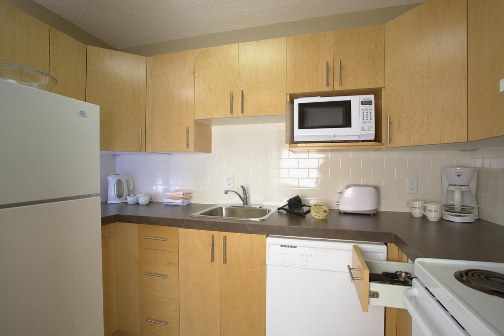 Execsuite Inc. Calgary Room photo
